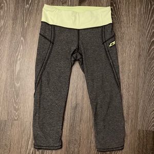 Lululemon crop leggings